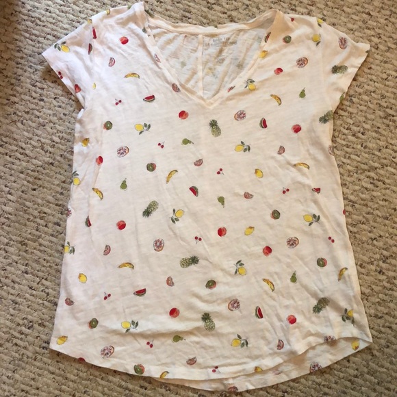 GAP Tops - Fun Fruit Print Tee
